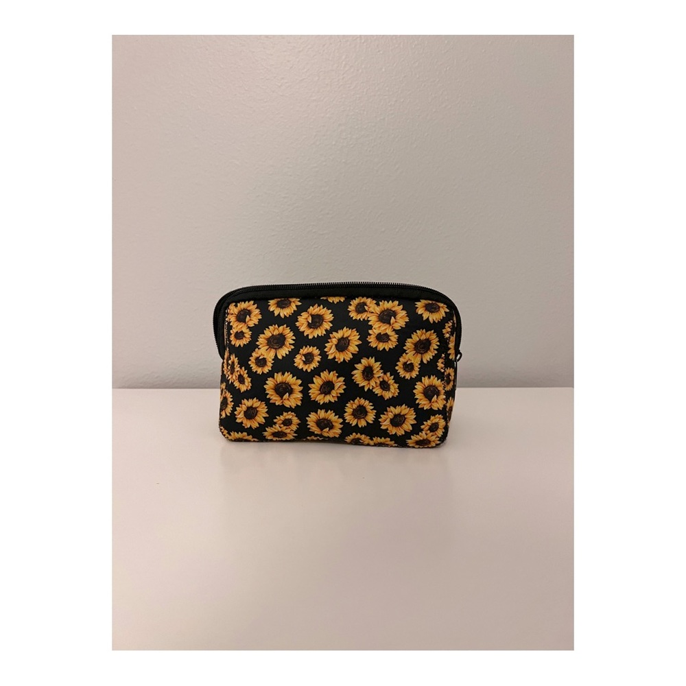 Sunflower Make Up Bag - Picture 3 of 3